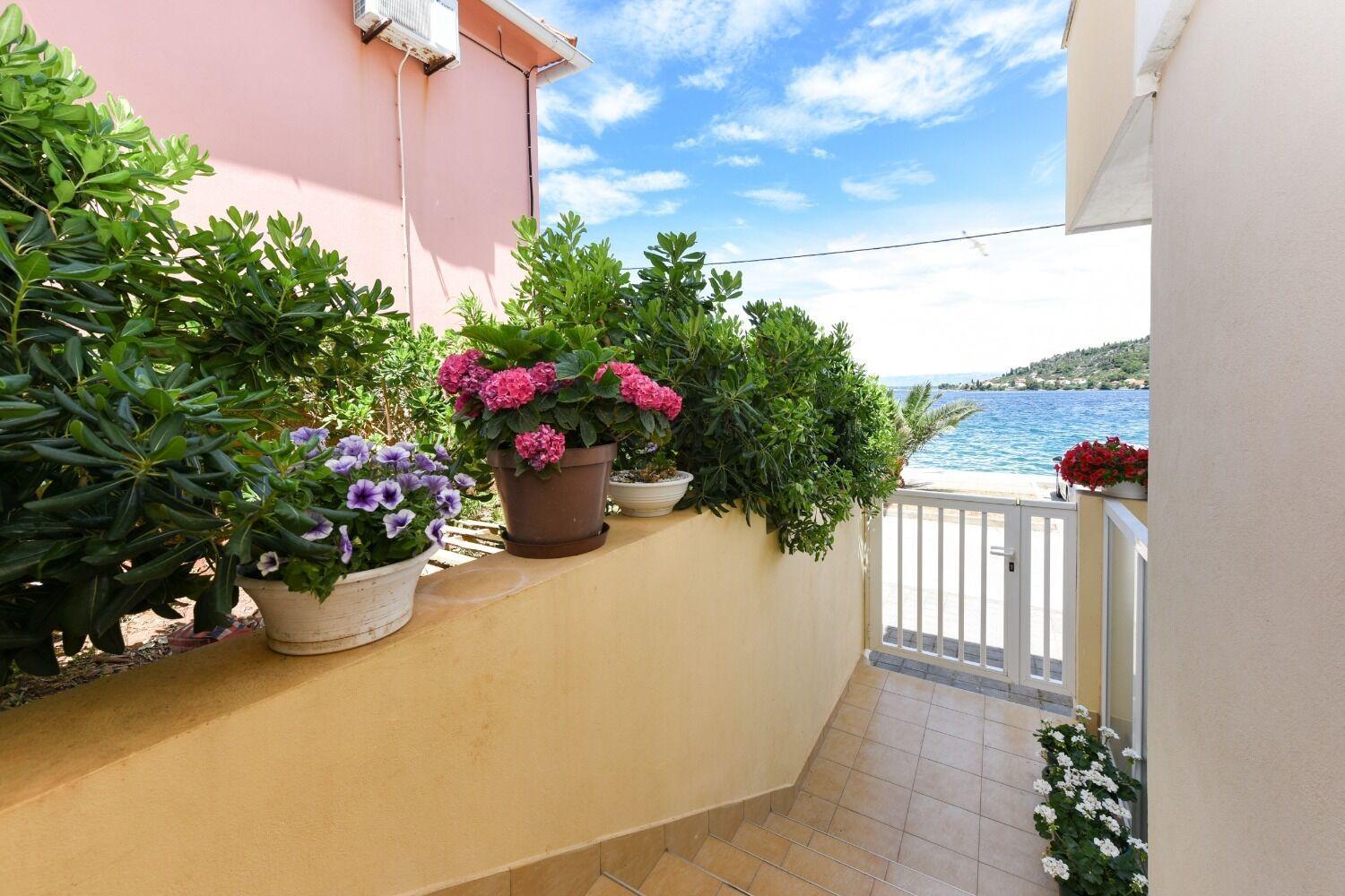 Apartments Kolt - 15M From Sea كالي المظهر الخارجي الصورة