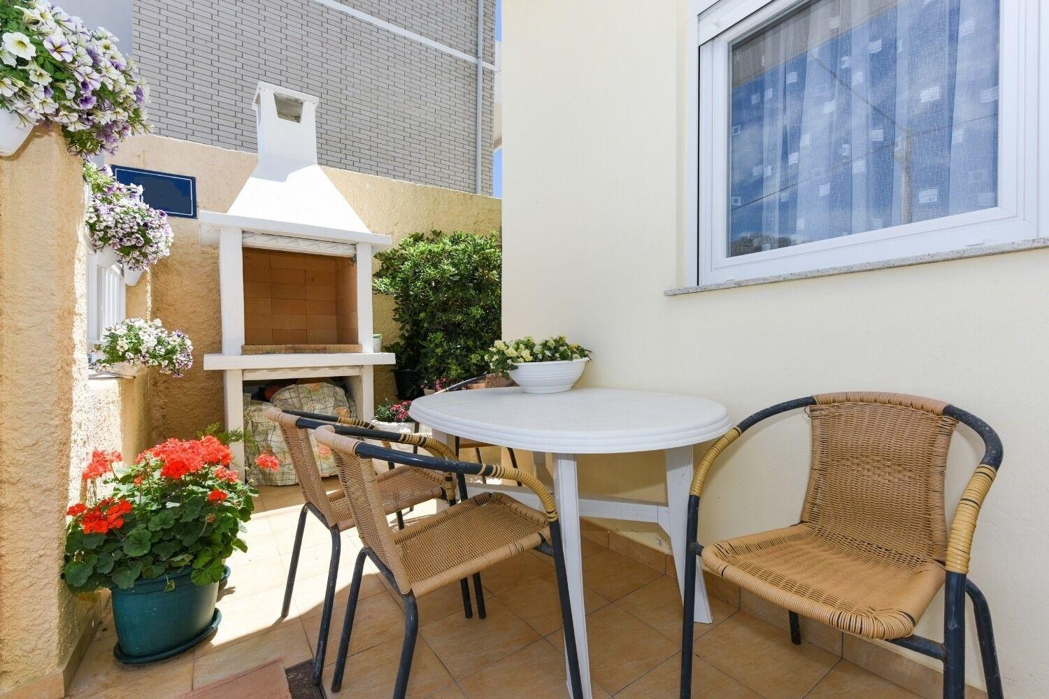 Apartments Kolt - 15M From Sea كالي المظهر الخارجي الصورة